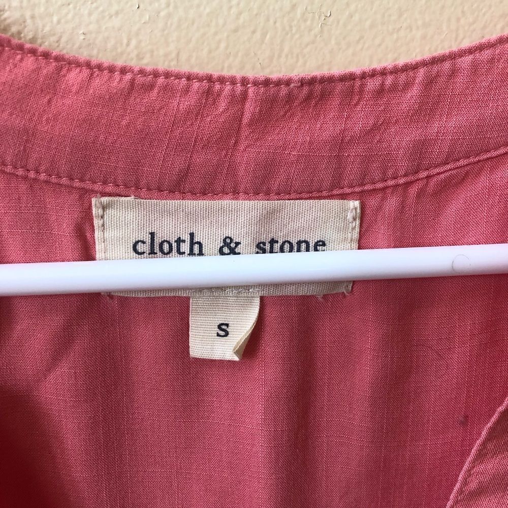 Cloth and Stone Top - Picture 2 of 4